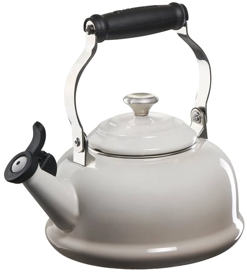 le-creuset-1-7-quart-enamel-on-steel-whistling-tea-kettle-meringue-1