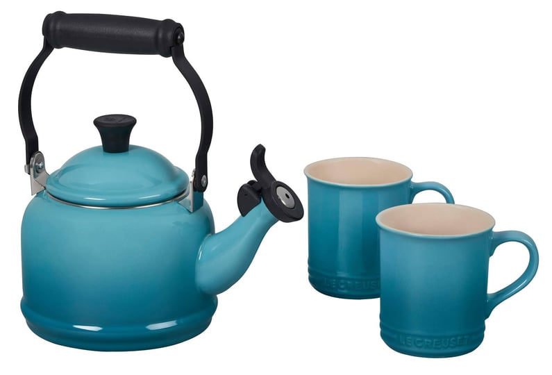 le-creuset-caribbean-demi-kettle-mugs-set-1