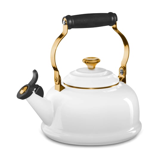 le-creuset-noel-whistling-kettle-white-1