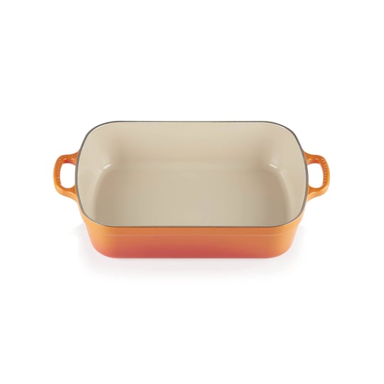 le-creuset-signature-5-25-quart-cast-iron-rectangular-roaster-flame-1