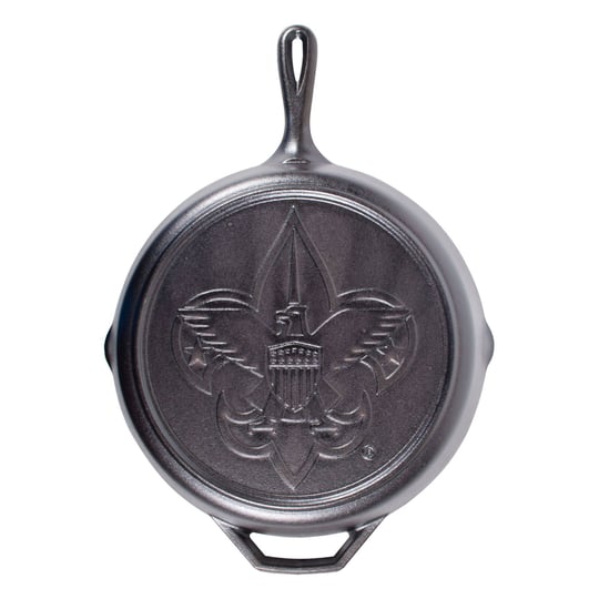lodge-cast-iron-12-inch-boy-scouts-seasoned-skillet-1