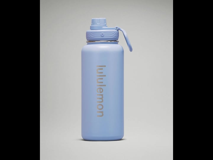 lululemon-training-back-to-life-sport-bottle-32oz-blue-pastel-1