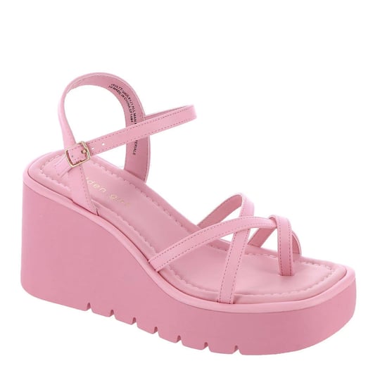 madden-girl-vaultt-8-5-womens-pink-1