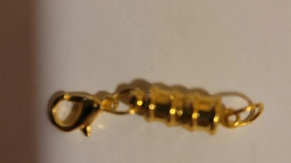 magnetic-clasp-for-clasp-necklaces-1