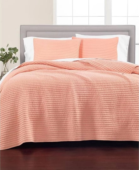 martha-stewart-collection-washed-rice-stitch-full-queen-quilt-coral-1