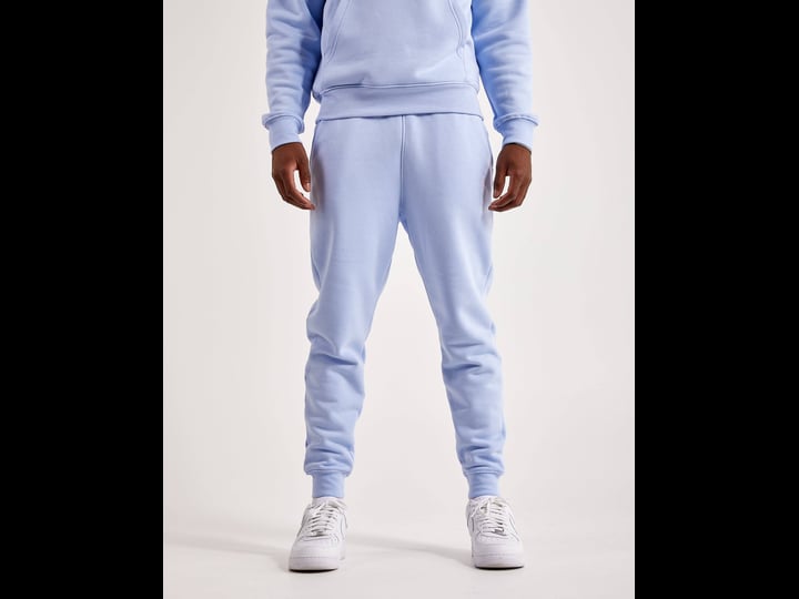 mens-jordan-essentials-fleece-pants-in-blue-1