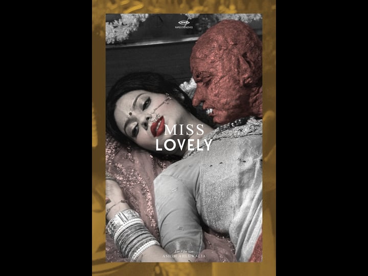 miss-lovely-4457072-1