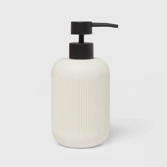 modern-resin-soap-pump-sand-threshold-1