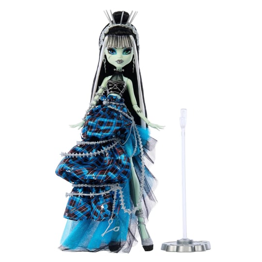 monster-high-stitched-in-style-frankie-stein-doll-1
