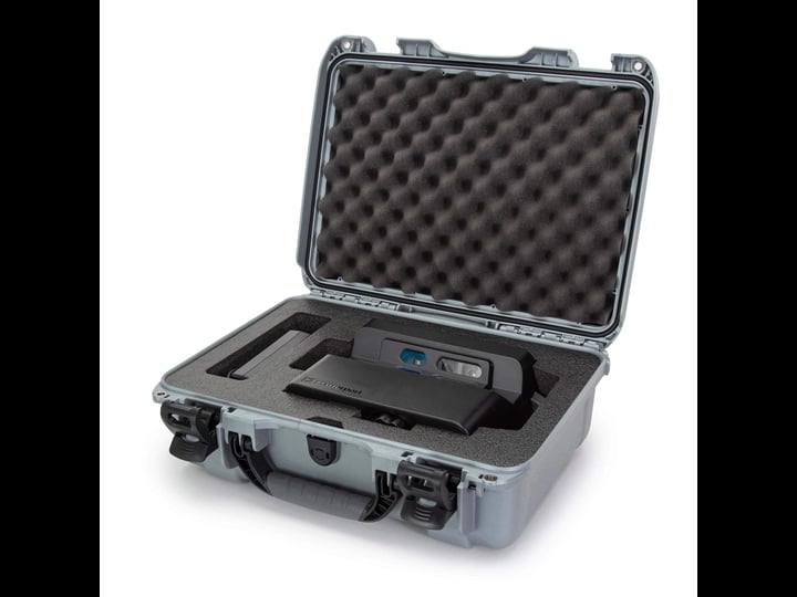 nanuk-925-hard-camera-case-for-matterport-pro1-or-pro2-3d-silver-1