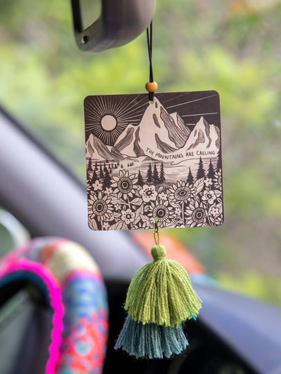 natural-life-air-fresheners-the-mountains-are-calling-pine-1