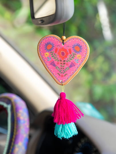 natural-life-car-air-freshener-heart-1