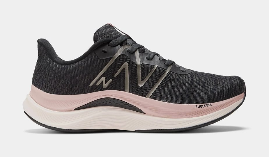 new-balance-womens-fuelcell-propel-v4-black-pink-size-9