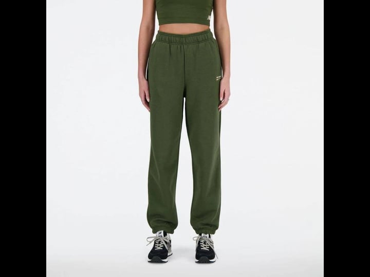 new-balance-womens-linear-heritage-brushed-back-fleece-sweatpant-green-sweatpants-1
