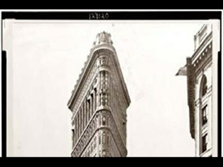 new-york-framed-tt0340867-1