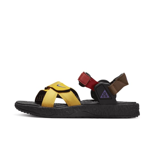 nike-acg-air-deschutz-sandals-in-yellow-size-11-1