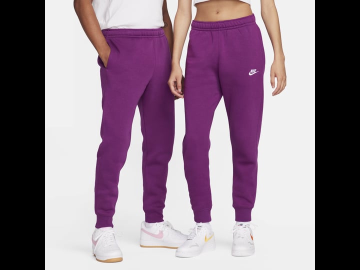 nike-mens-sportswear-club-fleece-joggers-xs-viotech-1