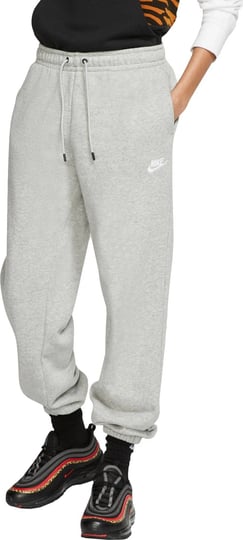 nike-sportswear-essential-womens-fleece-pants-1