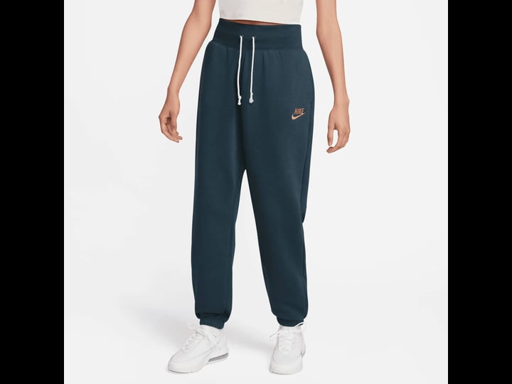 nike-sportswear-womens-high-waisted-oversized-fleece-sweatpants-1