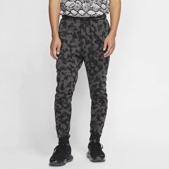 nike-tech-fleece-jogger-black-xl-men-1