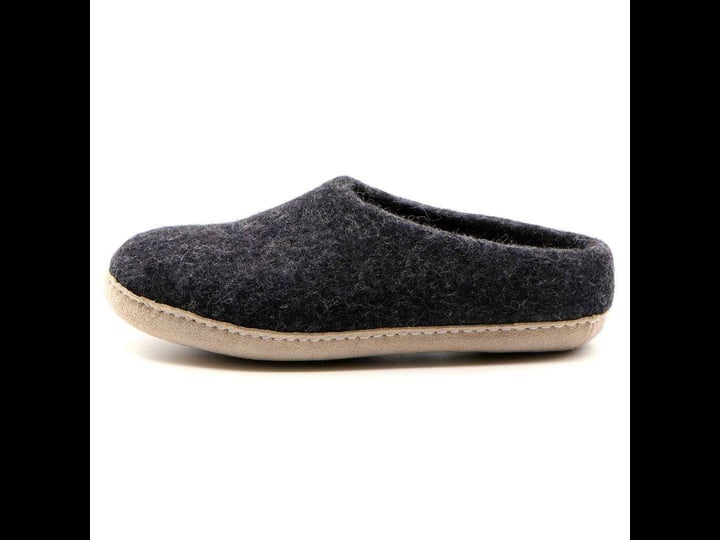 nootkas-womens-felted-merino-wool-newport-house-shoe-1
