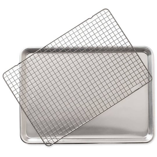 nordic-ware-2-piece-half-sheet-with-oven-safe-grid-1