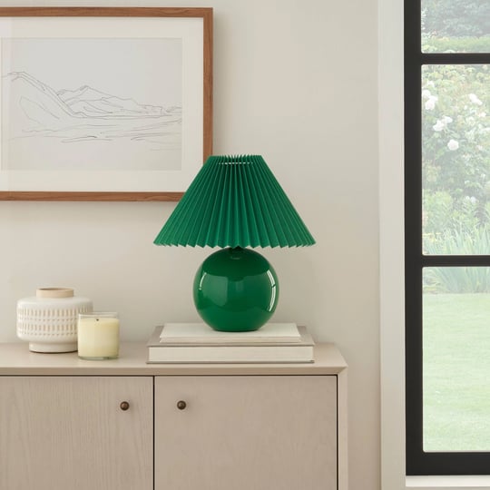 nourison-13-round-ceramic-table-lamp-with-pleated-shade-green-1