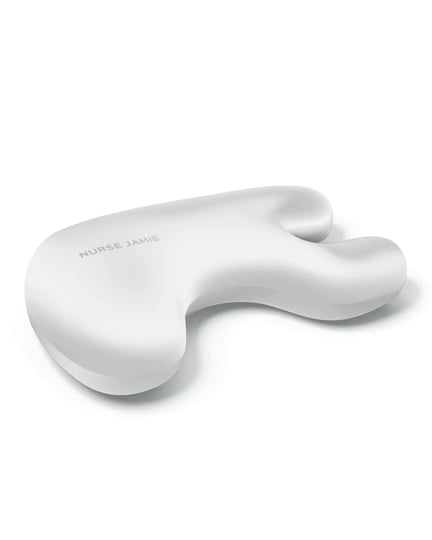 nurse-jamie-beauty-white-bear-age-delay-memory-foam-edition-pillow-1