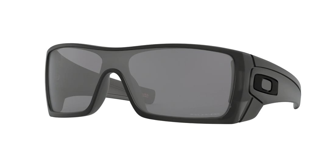 oakley-batwolf-sunglasses-matte-black-ink-black-iridium-polarized-1