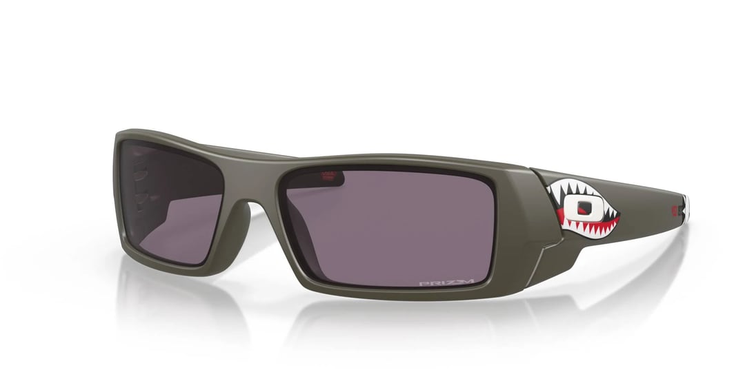 oakley-si-gascan-american-heritage-nose-art-frame-prizm-gray-lens-1