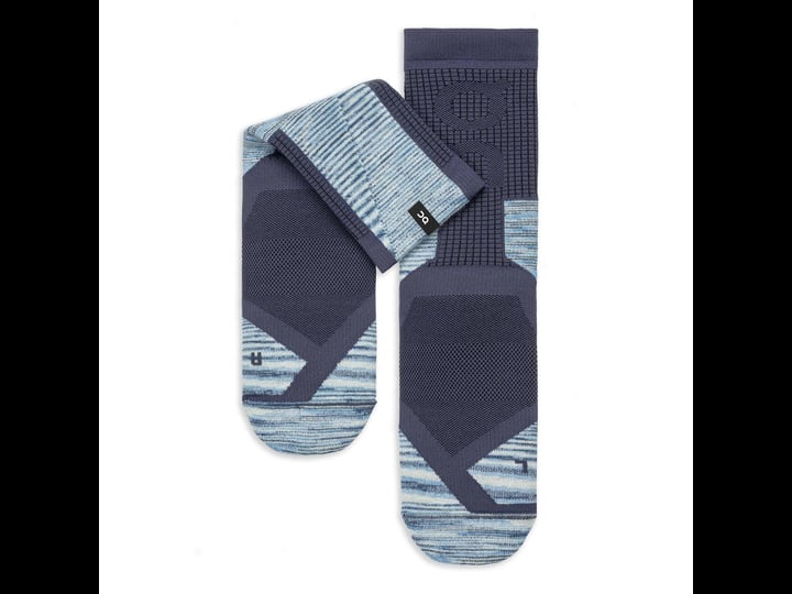 on-womens-explorer-merino-sock-in-midnight-cobalt-size-5-7