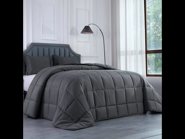 oversized-king-comforter-136-x-120-alaskan-king-size-bed-comforter-extra-large-1
