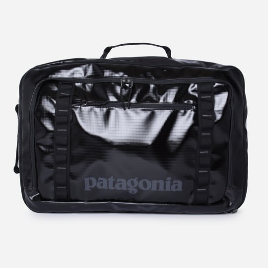 patagonia-black-hole-mlc-black-1