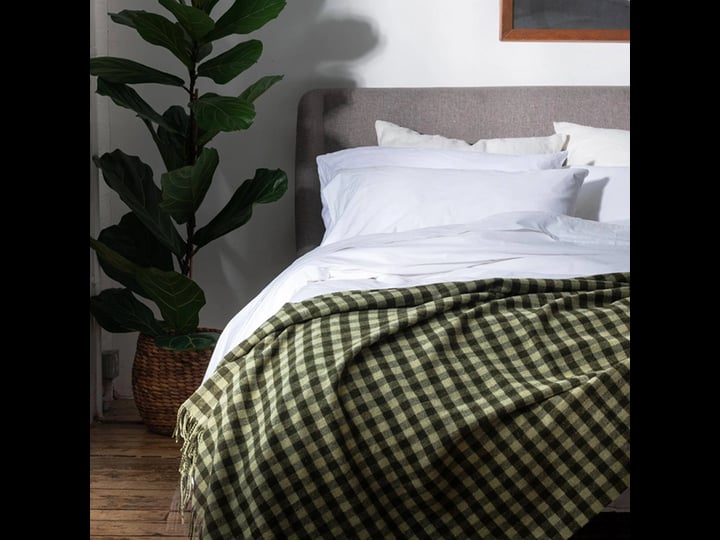 piglet-in-bed-gingham-merino-wool-blanket-in-botanical-green-1