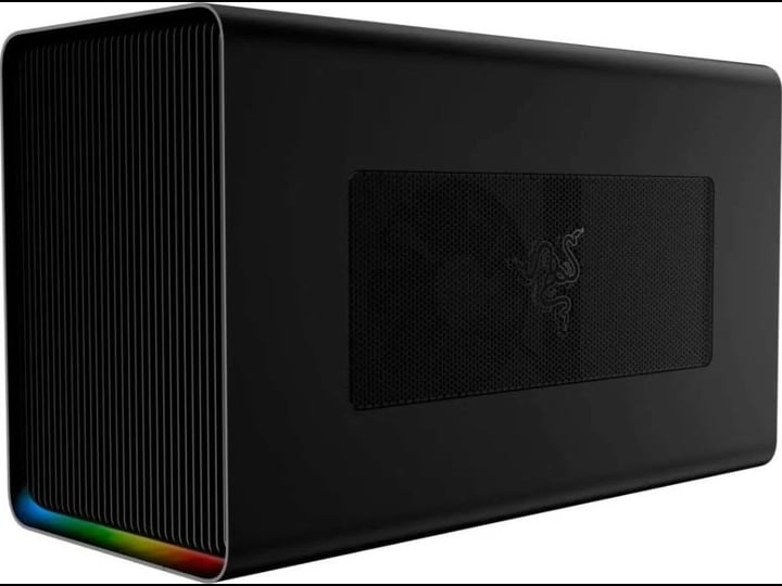 razer-core-x-chroma-external-gpu-enclosure-egpu-3-slot-pci-express-desktop-graphic-cards-700w-power--1