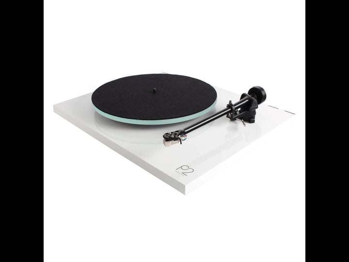 rega-planar-2-turntable-with-carbon-cartridge-white-1