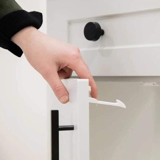 regalo-safety-accessories-white-cabinet-locks-6130-w-1