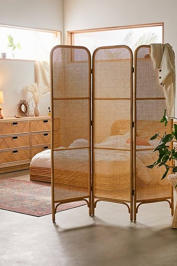 ria-room-divider-screen-in-beige-at-urban-outfitters-1