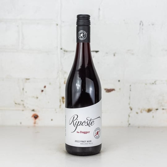 riposte-the-dagger-pinot-noir-australia-750ml-1