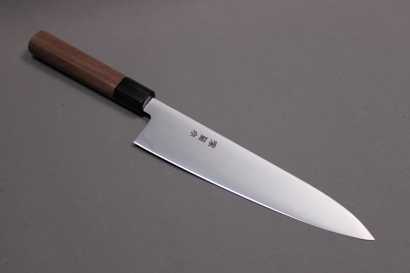 sakai-kikumori-japanese-style-rosewood-handle-chefs-gyuto-knife-210mm-1