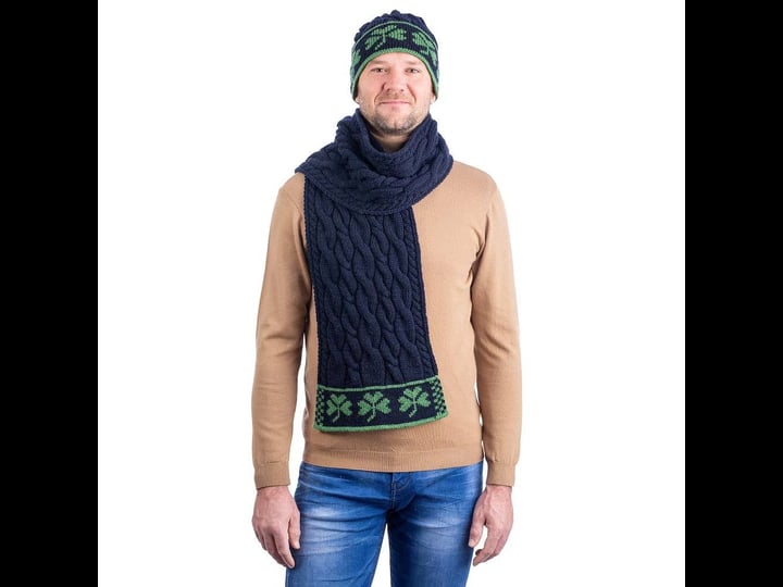 saol-mens-aran-merino-wool-scarf-with-shamrocks-1