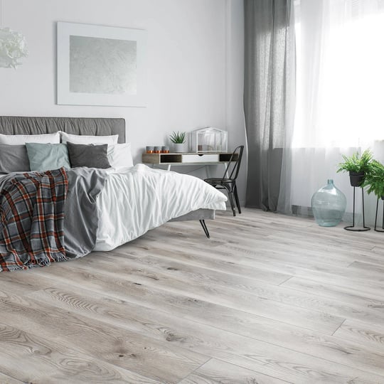 select-surfaces-sclmf0481-pearl-gray-spilldefense-laminate-flooring-1