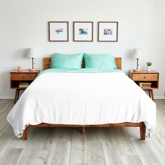 sheets-giggles-eucalyptus-lyocell-duvet-cover-queen-white-1