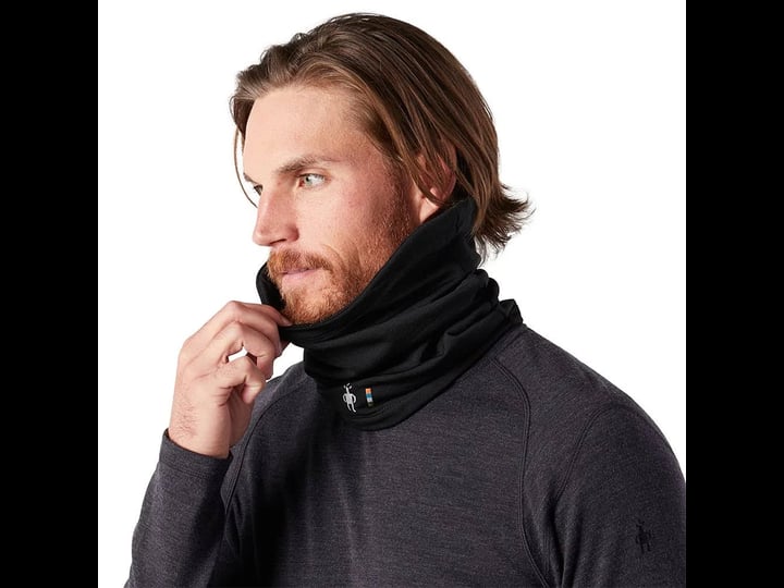 smartwool-merino-sport-fleece-neck-gaiter-black-1