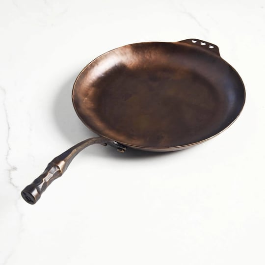 smithey-carbon-steel-farmhouse-skillet-1