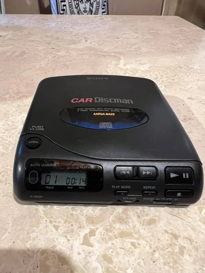 sony-d-802k-car-discman-mega-bass-portable-cd-player-w-box-accessories-1