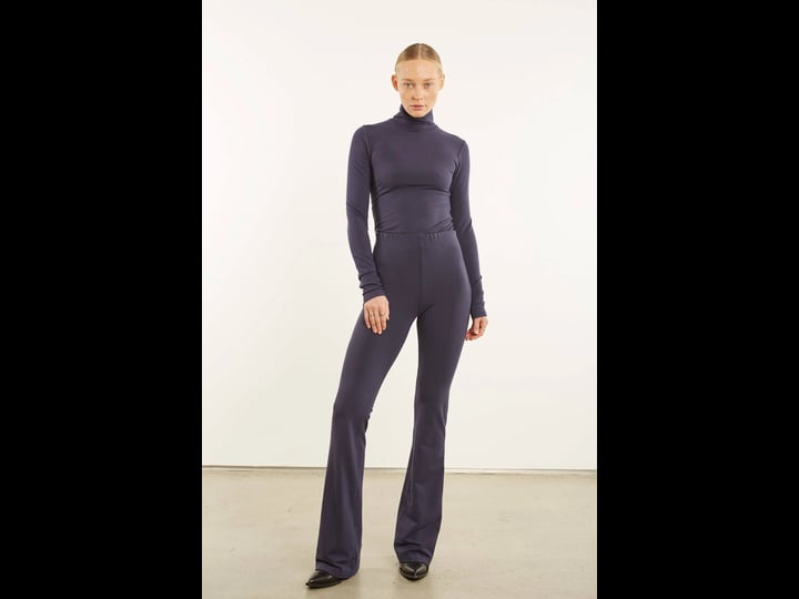 sprwmn-navy-city-micro-flare-leggings-1