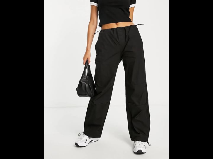 stradivarius-str-oversized-parachute-pants-in-black-1