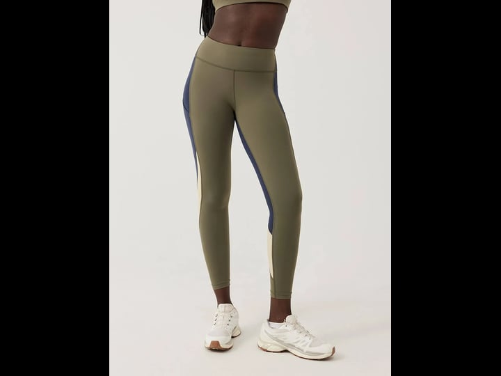 superform--7-8-leggings-in-tea-tree-dark-sky-wheat-outdoor-voices-1