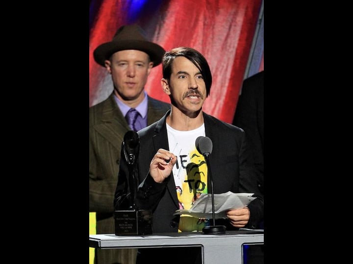the-2012-rock-and-roll-hall-of-fame-induction-ceremony-tt2393997-1